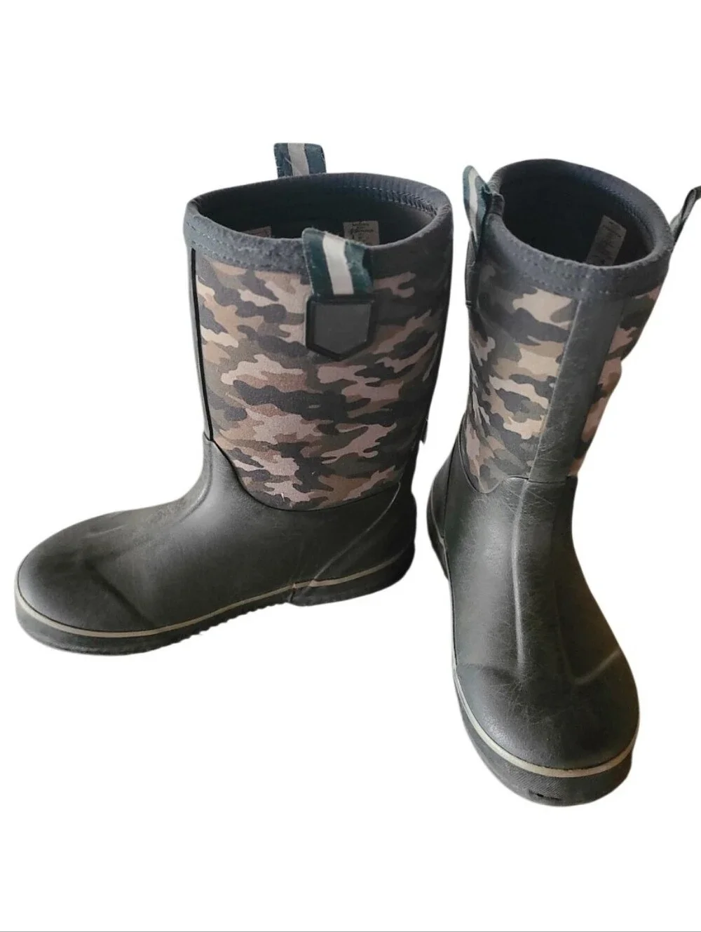 Camo Mid-Calf Rain Boots - Black & Camo Size 2 Youth